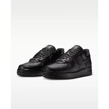 نايكي إير فورس – Nike Air Force