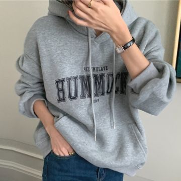 هودي كاجوال واسع وسميك بطبعة حروف
